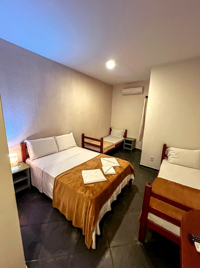 Imagem do quarto Apartamento Triplo casal/Solteiro
